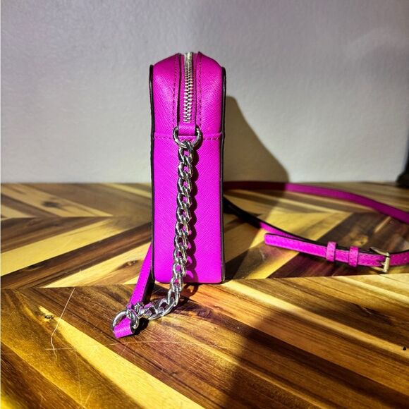 2/$100 Michael Kors Pink Crossbody Bag EUC - Picture 8 of 14